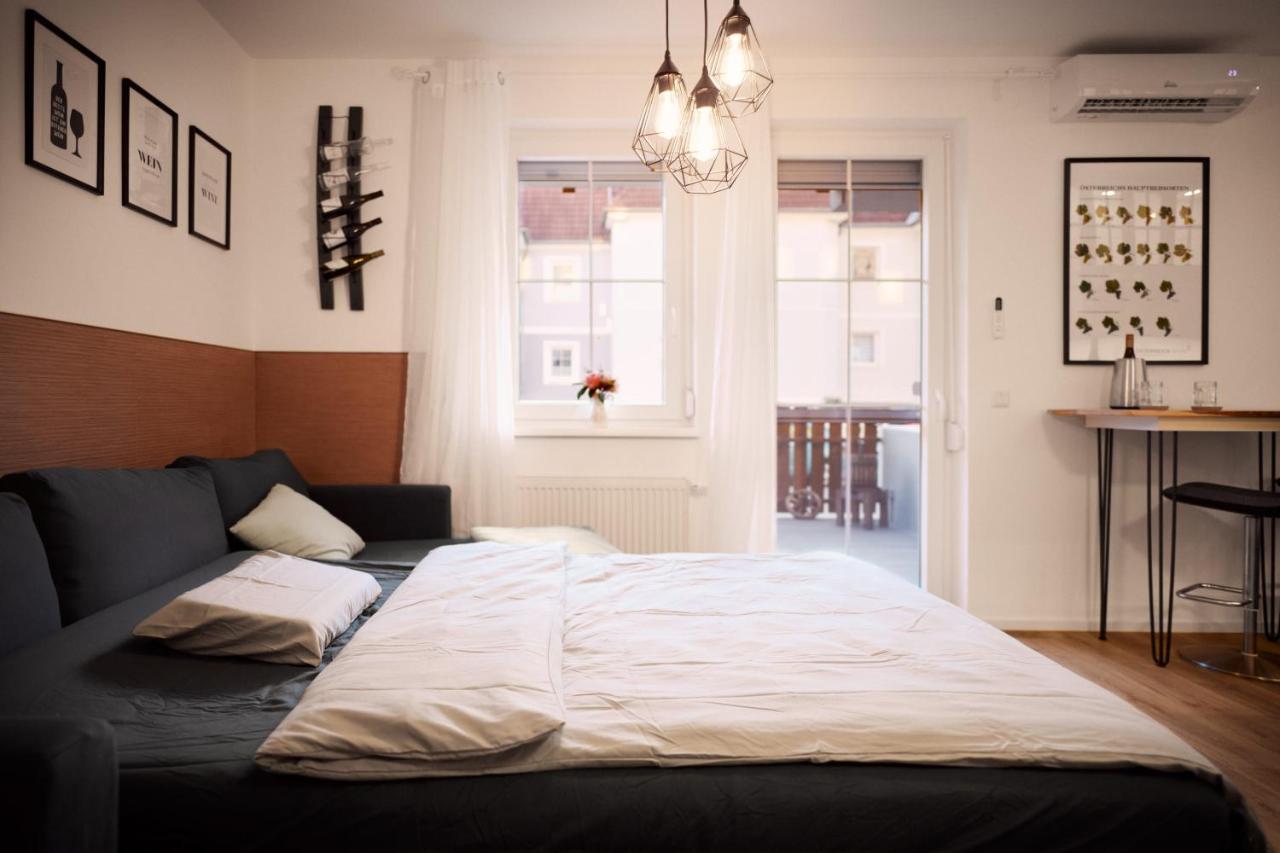 Апартаменти Ausg'Steckt - Wine Flat Modling - Great Location Екстер'єр фото