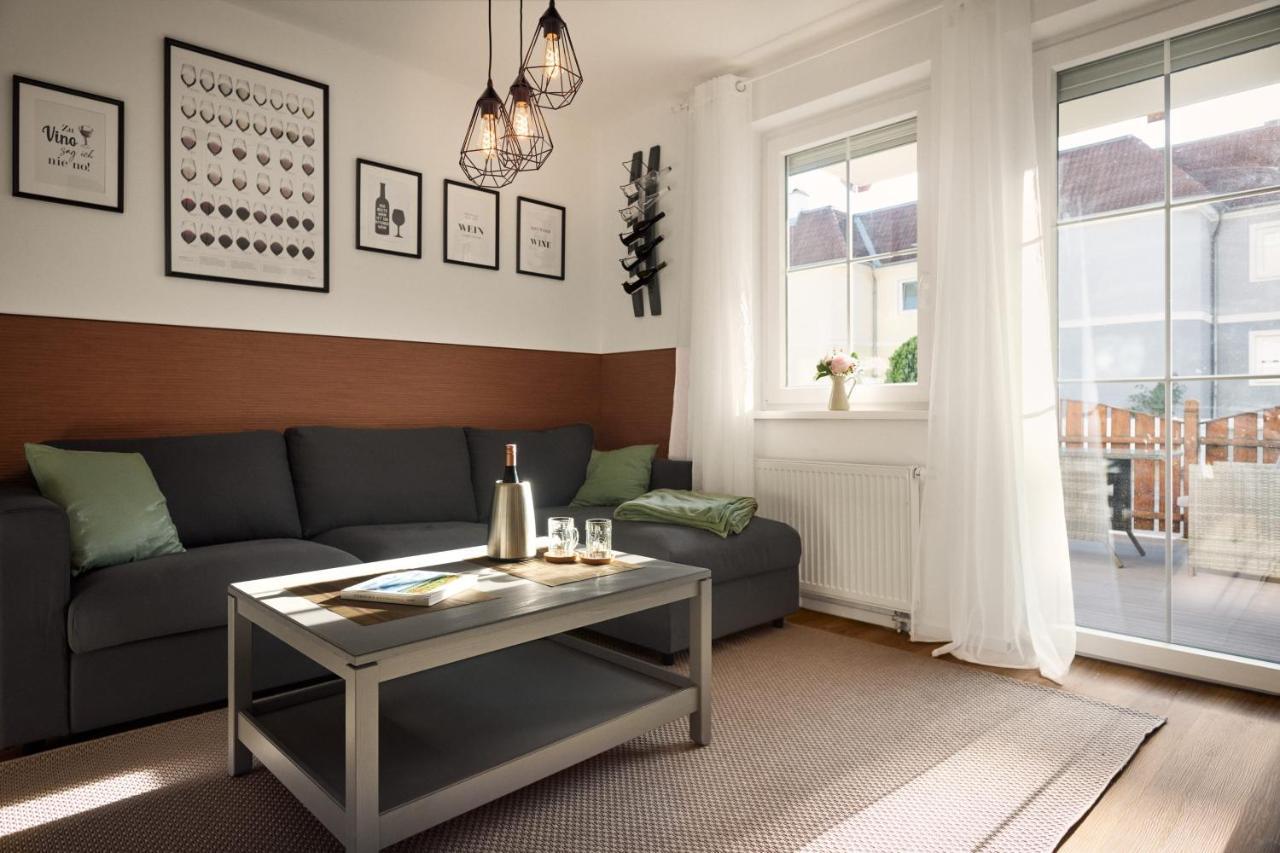 Апартаменти Ausg'Steckt - Wine Flat Modling - Great Location Екстер'єр фото